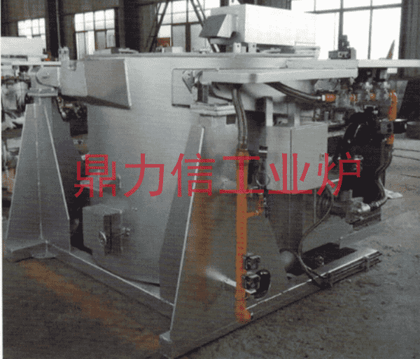 坩堝式可傾熔化爐