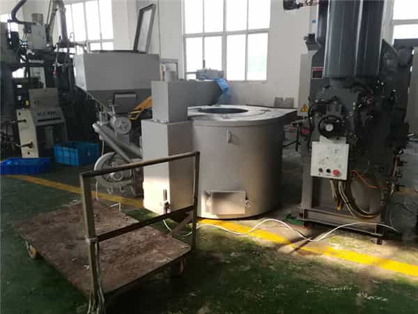生物質坩堝熔化爐